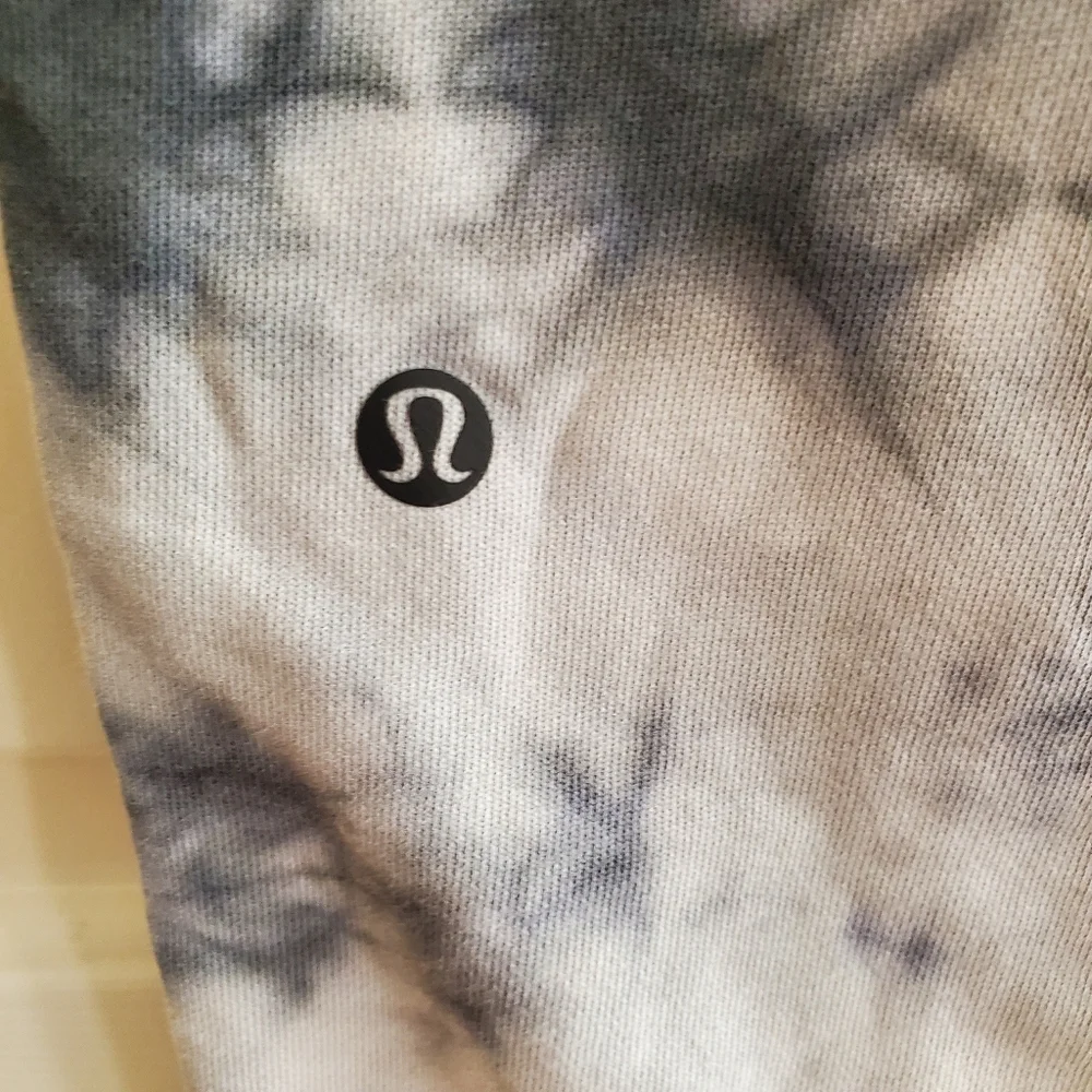 Lululemon Warm Down Jogger Mid Rise Size 4 Earth Dye Stone